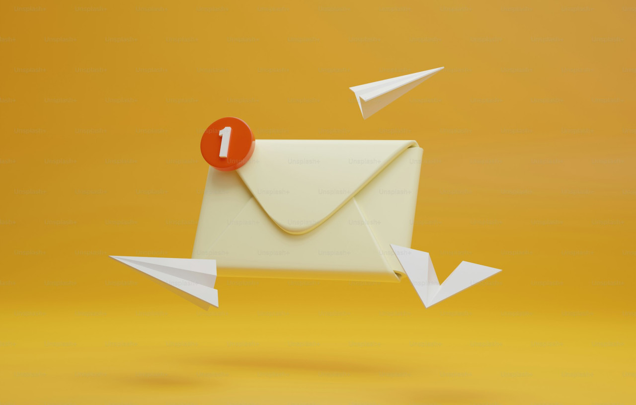 Email Marketing vs Social Media: The Ultimate Showdown